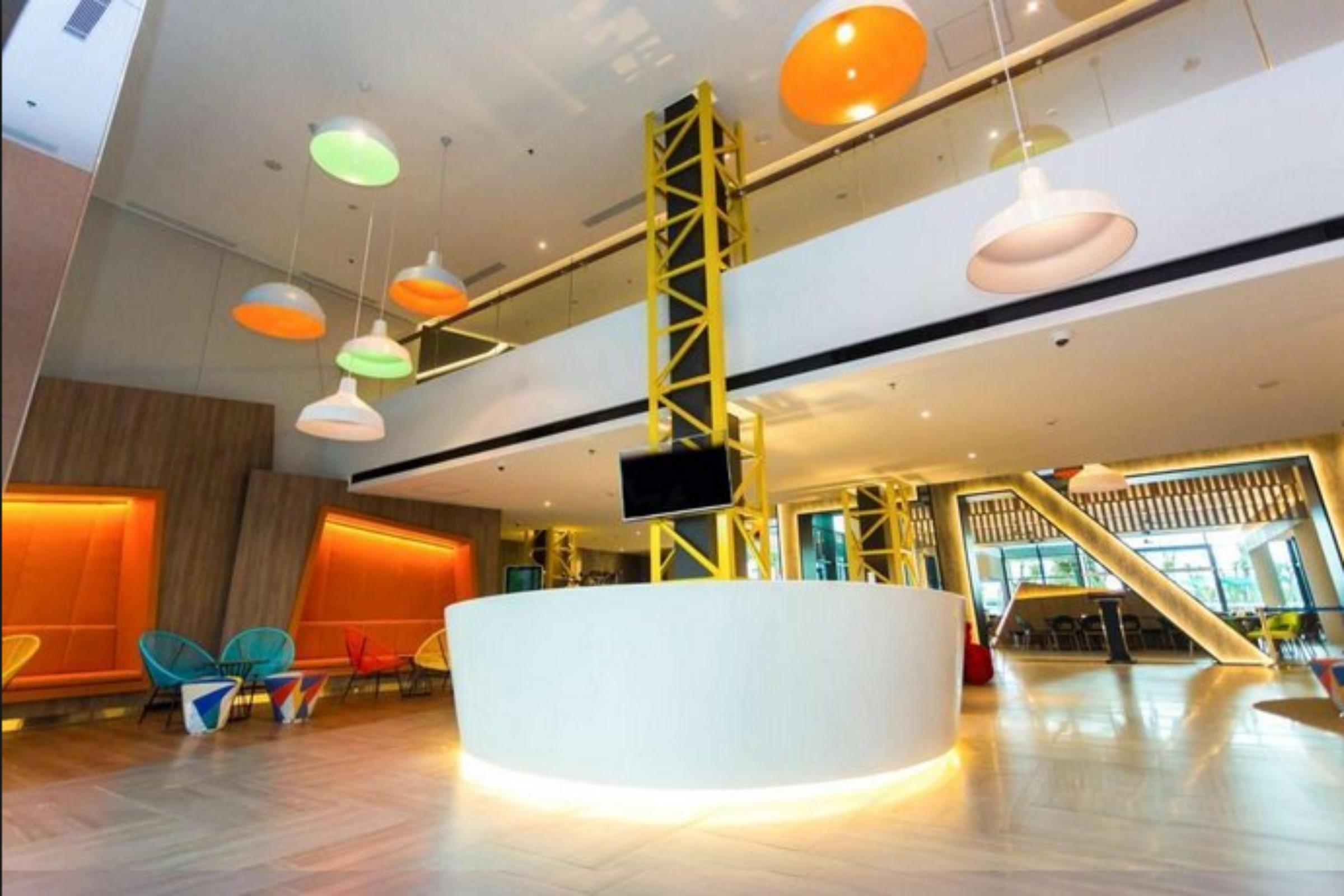 Ibis Styles Batam Nagoya Hotell Exteriör bild