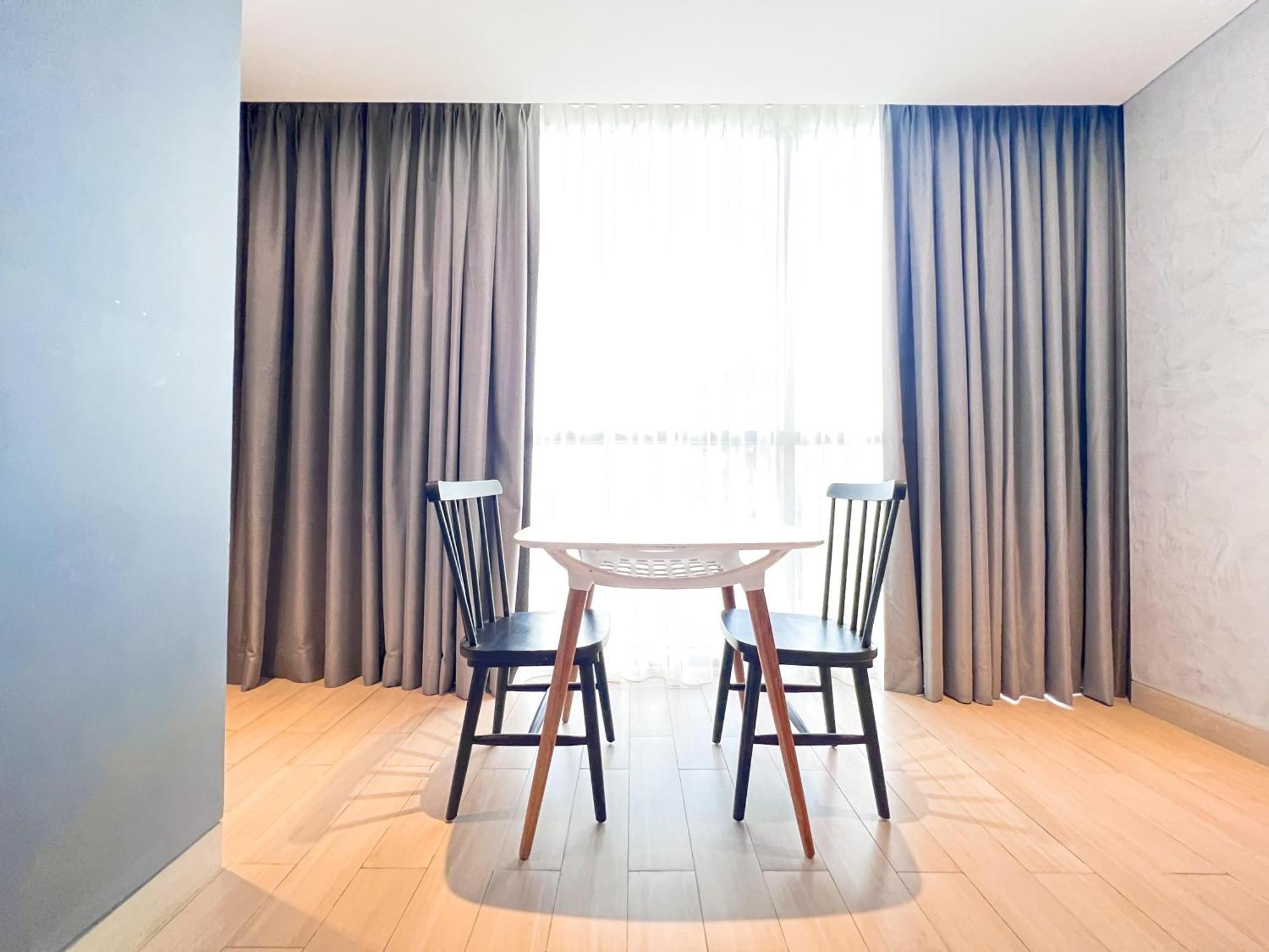 Ibis Styles Batam Nagoya Hotell Exteriör bild