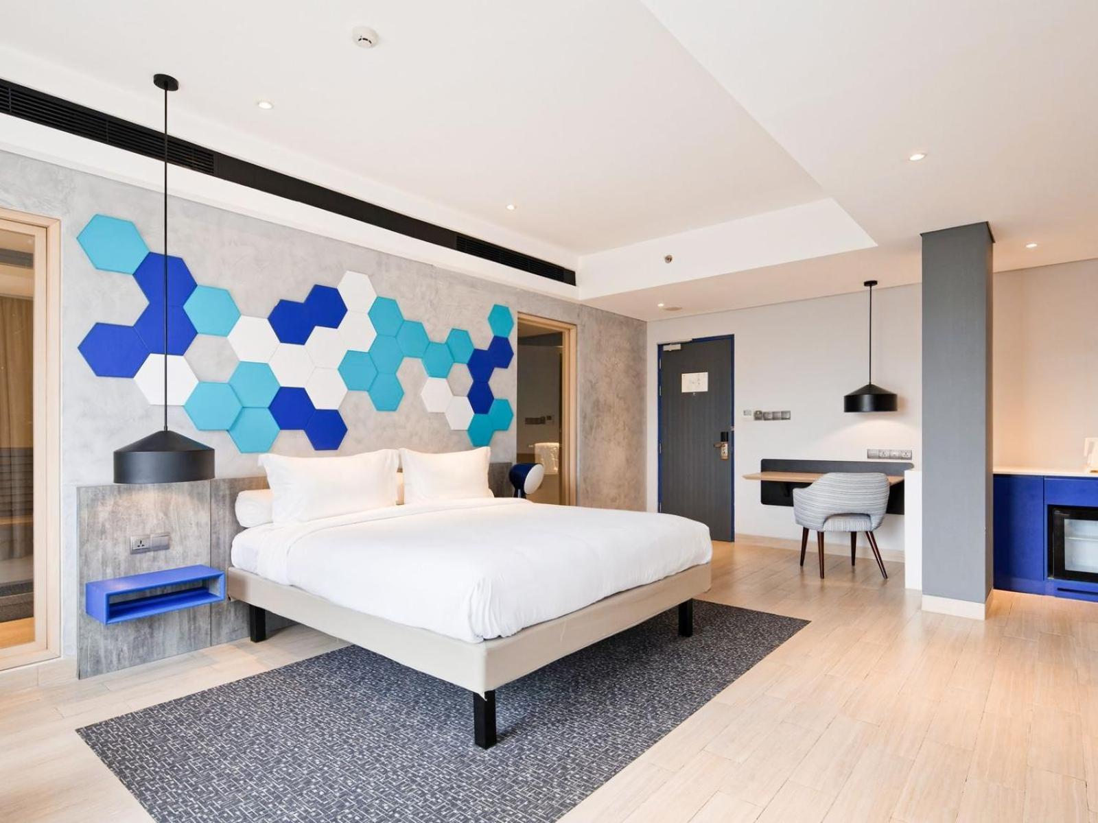 Ibis Styles Batam Nagoya Hotell Exteriör bild