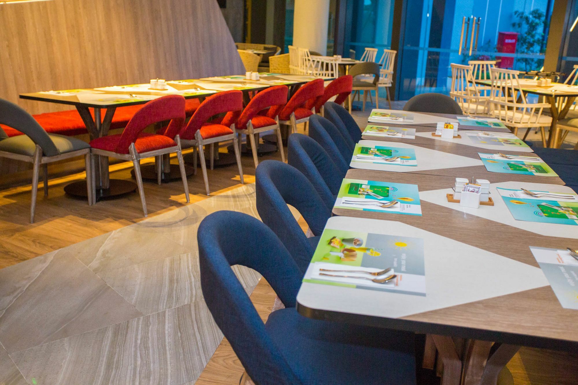 Ibis Styles Batam Nagoya Hotell Exteriör bild